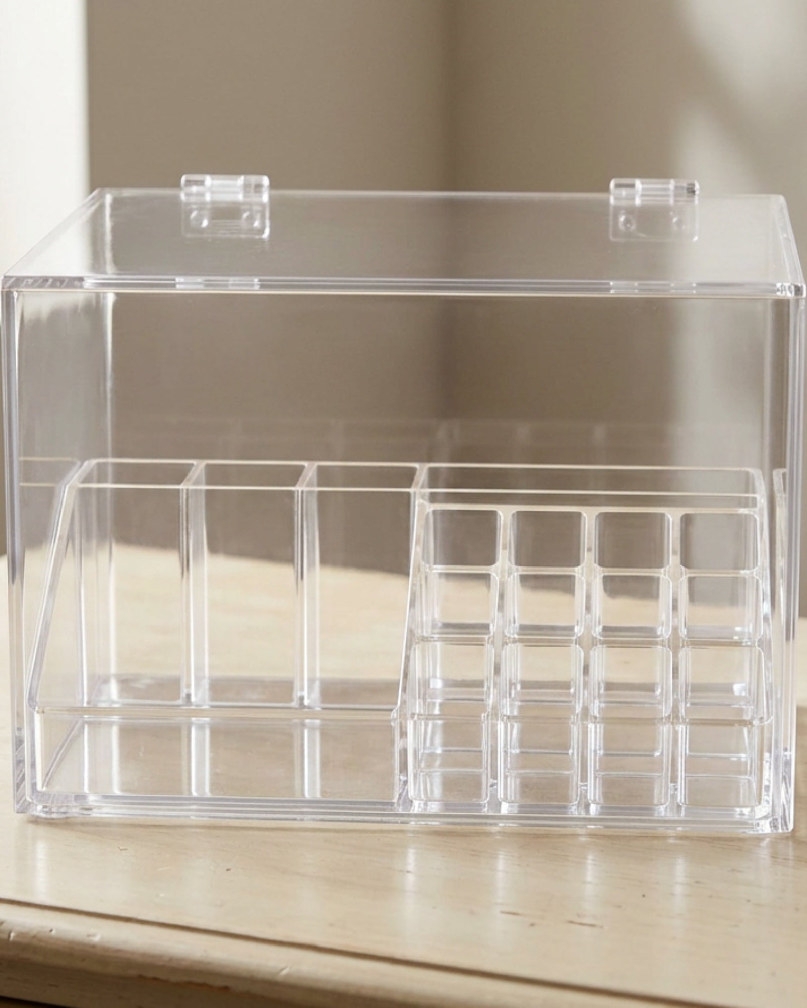 Wqos Clear Acrylic Cosmetic Storage Box 26 cm Hinged Lid - Lifestyle view